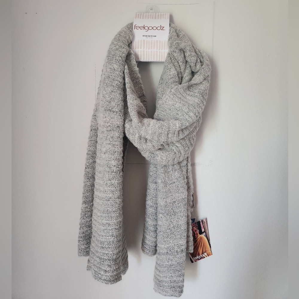 Grey scarf